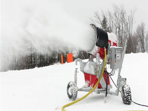 造雪機